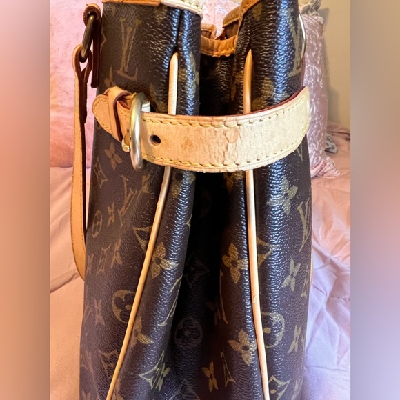 louis vuitton batignolles bag - Picture 7 of 12